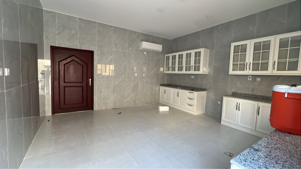فيلا للإيجار إسكان حكومي - 5