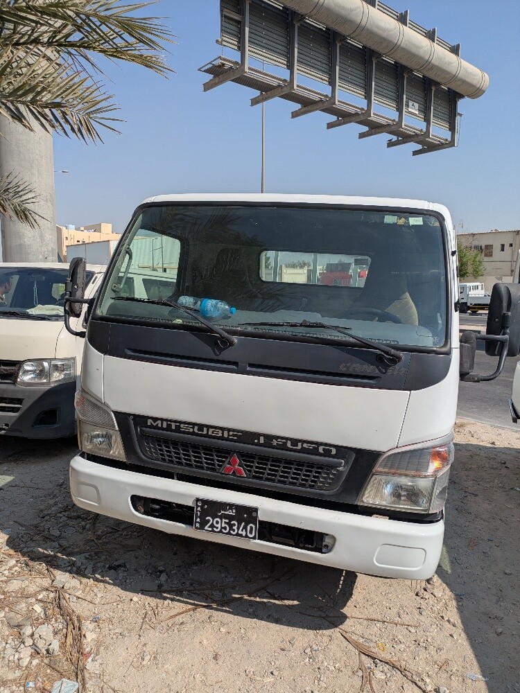 Mitsubishi Canter - 1