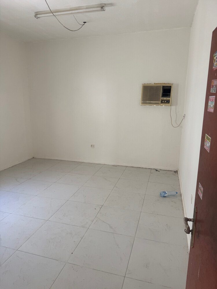 الايجار بيت شعبي مستقل3 غرف  - 5