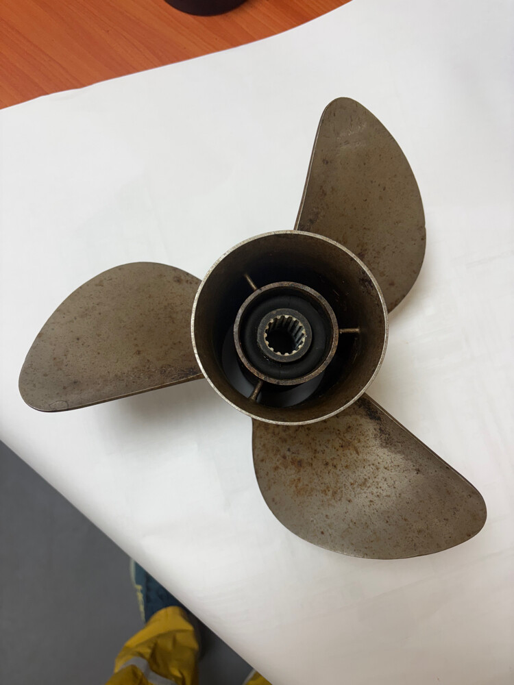 Yamaha Propeller 19-K (qty : 2) - 1