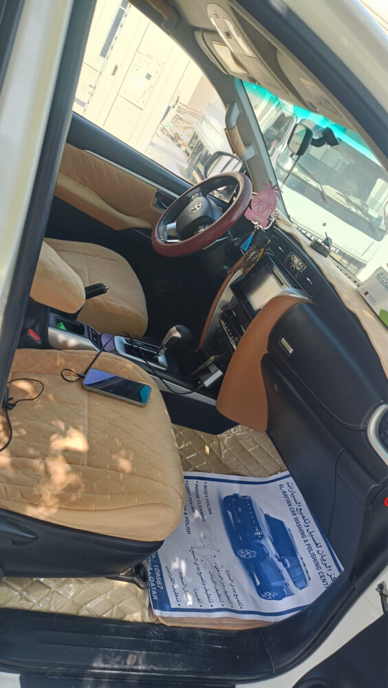 TOYOTA FORTUNER - 7