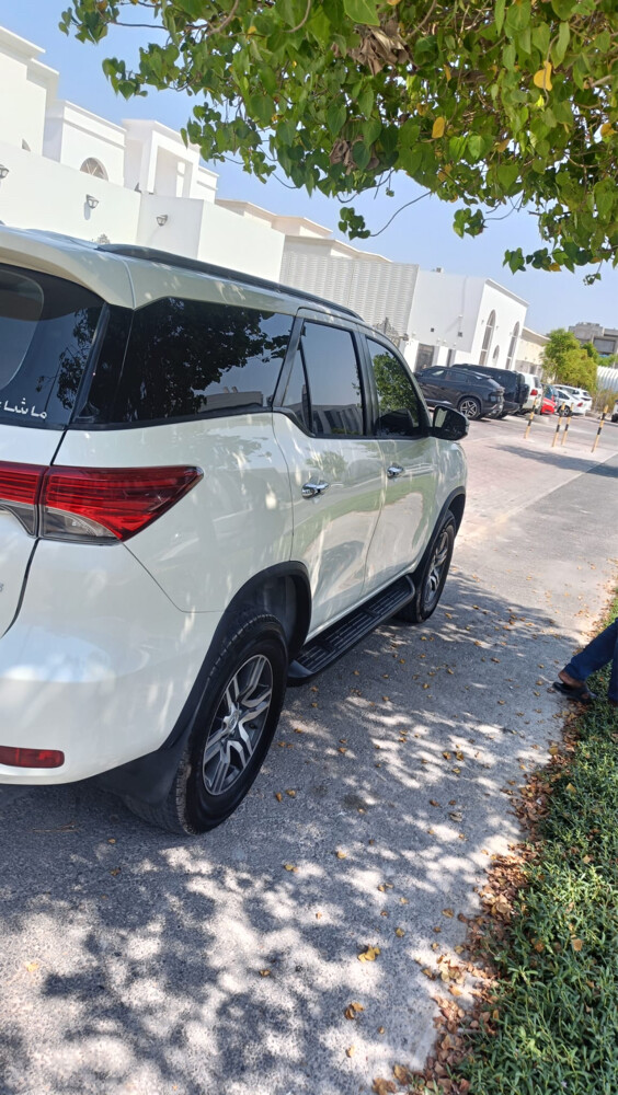 TOYOTA FORTUNER - 3