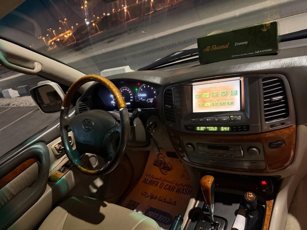 LANDCRUISER Lexus 470 v 8 - 6