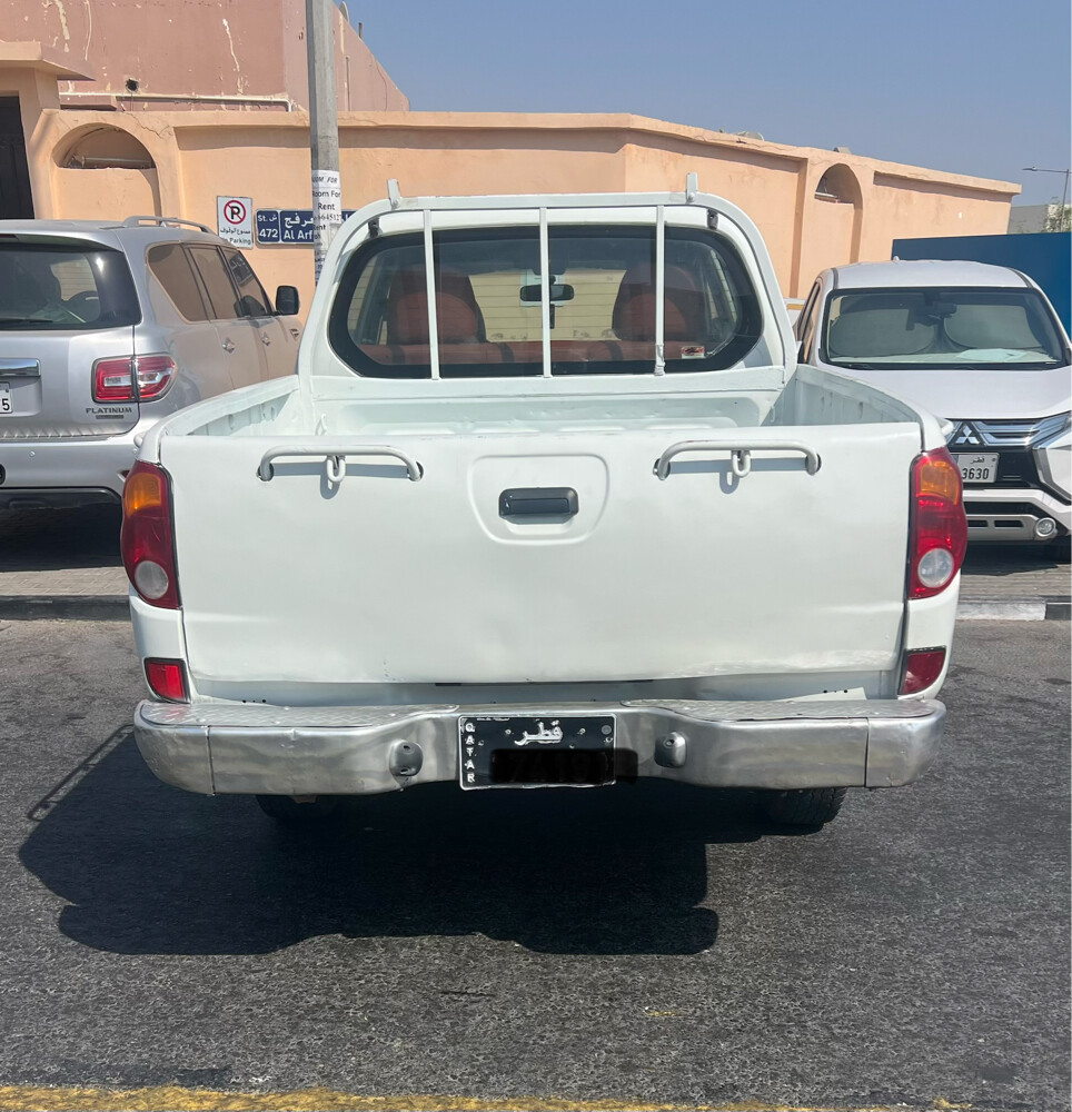 Mitsubishi L200 Model 2009 - 5