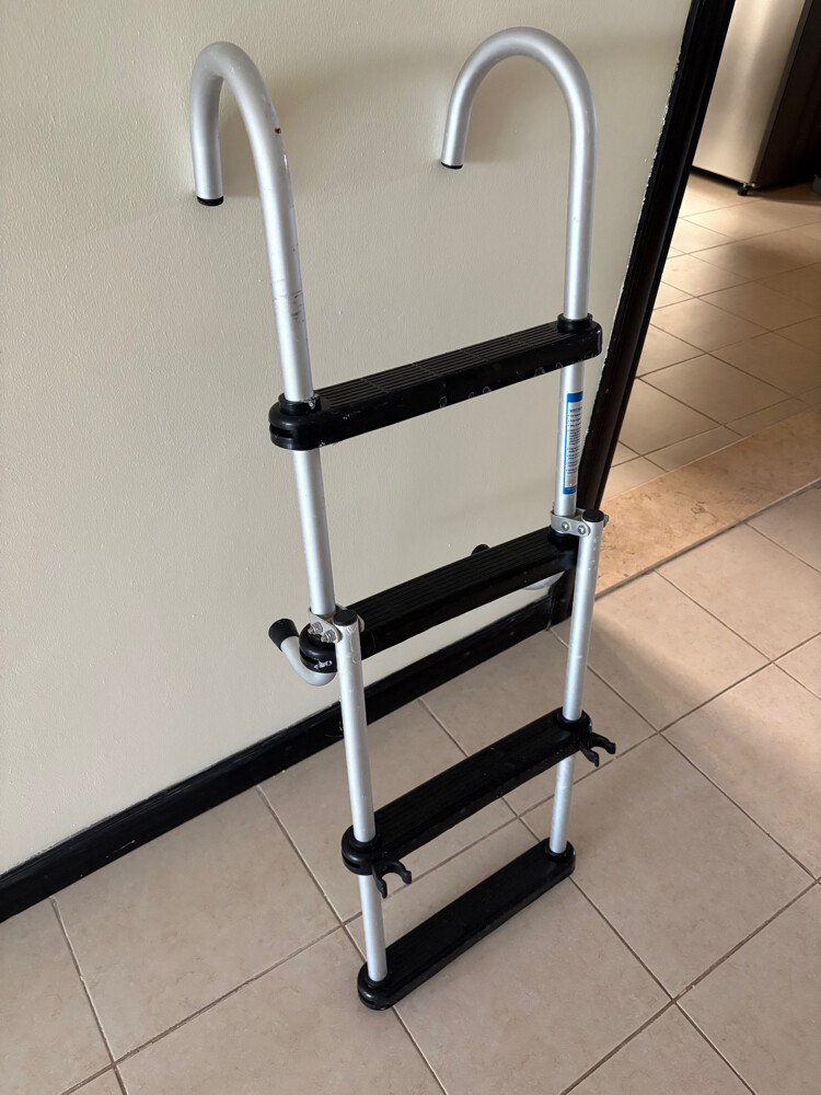 Boat access ladder - 1