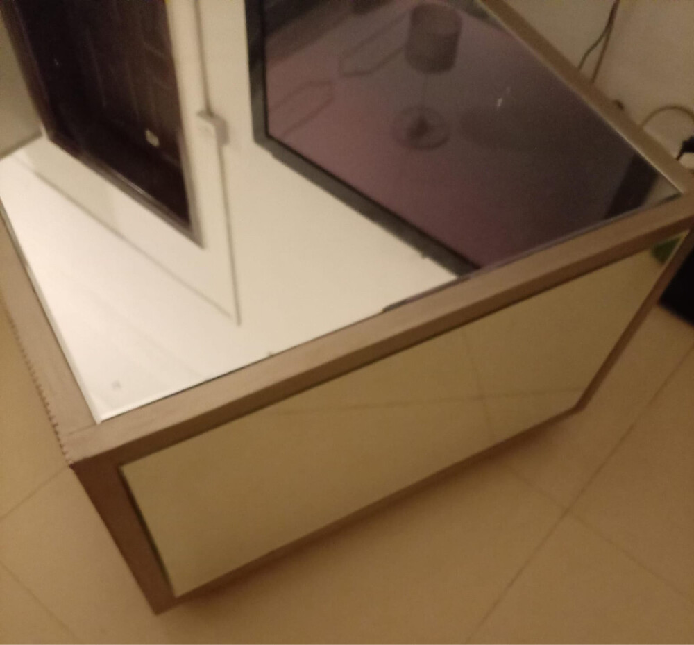 طاوله تلفزيون للبيع بحاله ممتازه - 3