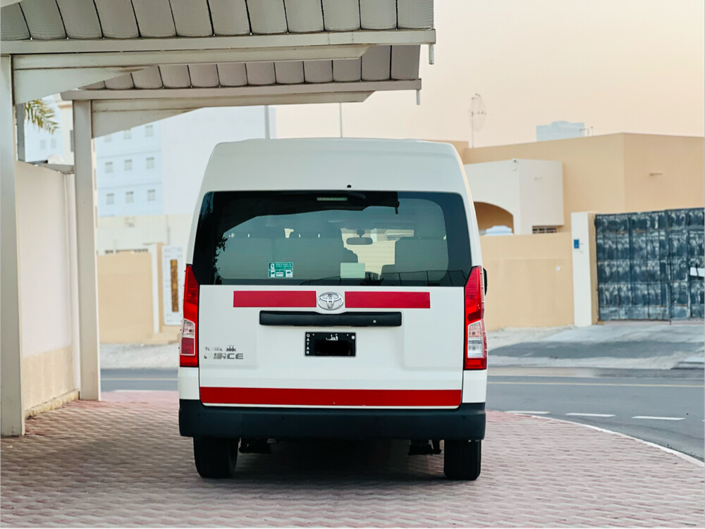 TOYOTA HIACE 2022  - 5