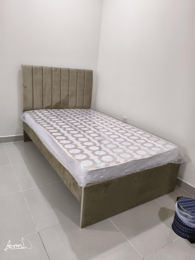 Box bed Gomas single Bed & mattress - 10
