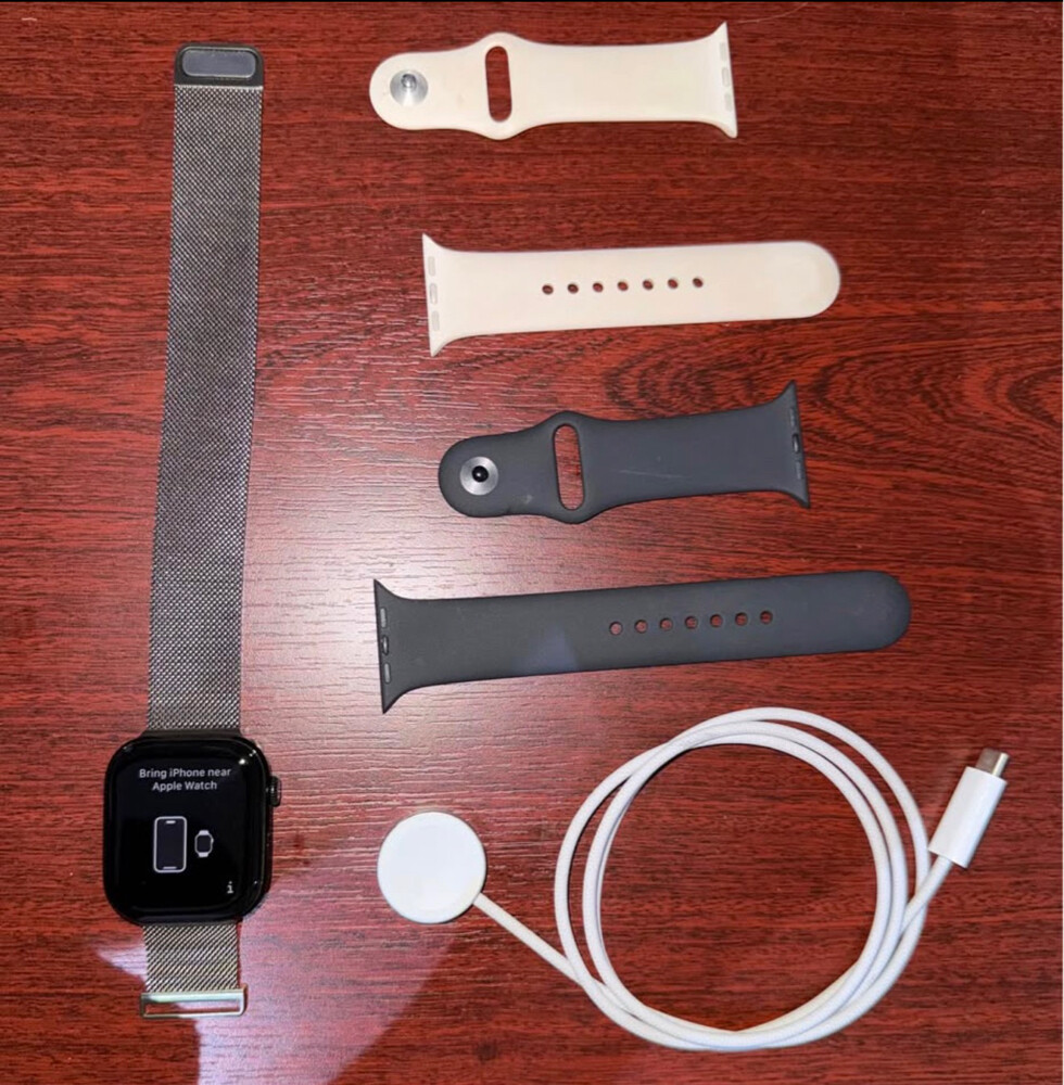 Apple Watch 10 Series 46mm - 1