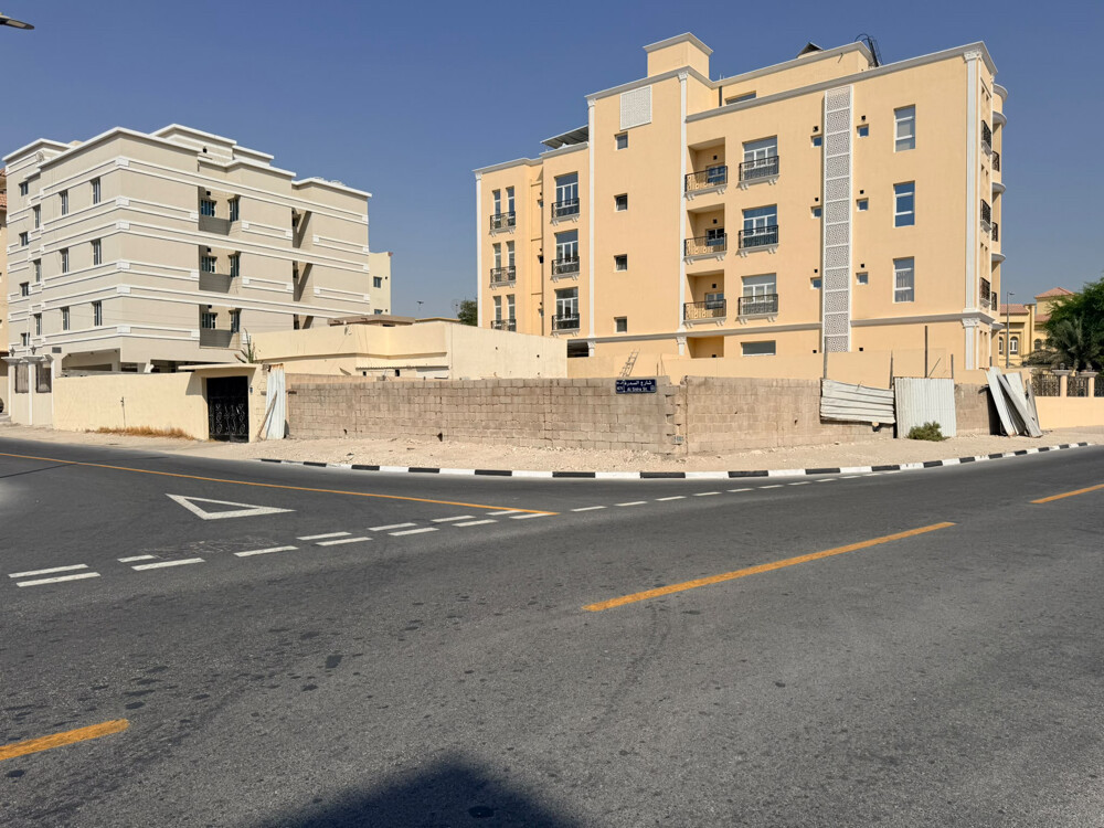 ارض عمارات مميزة للبيع الوكرة - 2