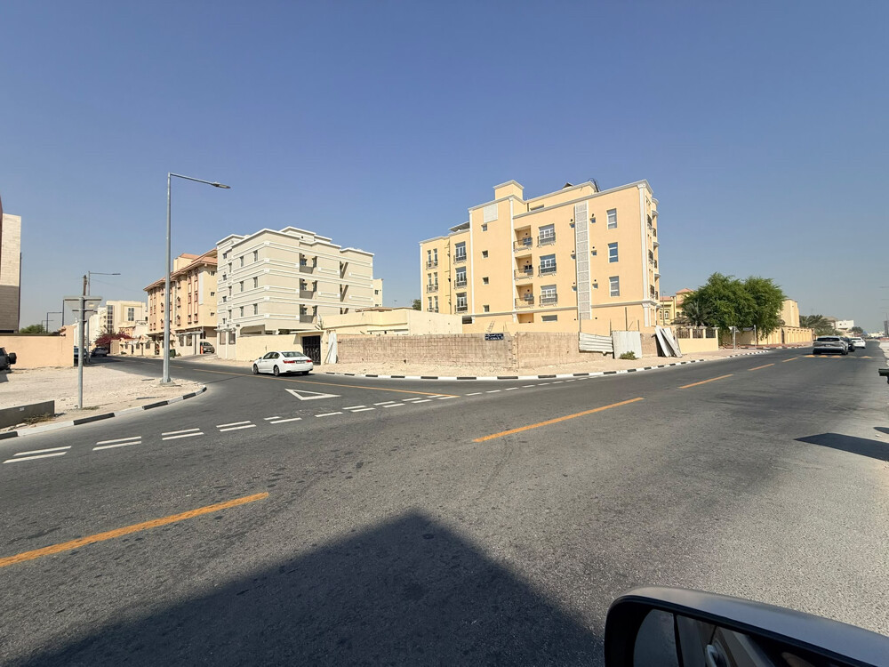 ارض عمارات مميزة للبيع الوكرة - 1