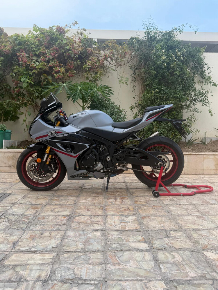 suzuki R 1000 - 2