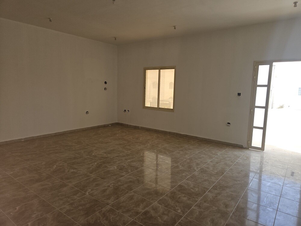 Villa for rent in Umm Qarn - 4