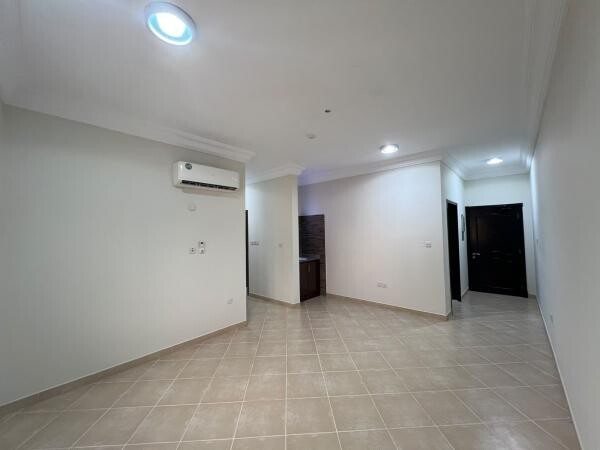 Flat for rent in al wakrah 3bhk - 11