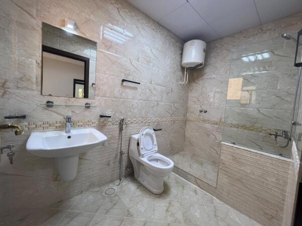 Flat for rent in al wakrah 3bhk - 5