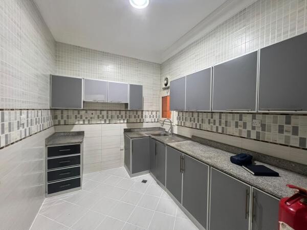 Flat for rent in al wakrah 3bhk - 7