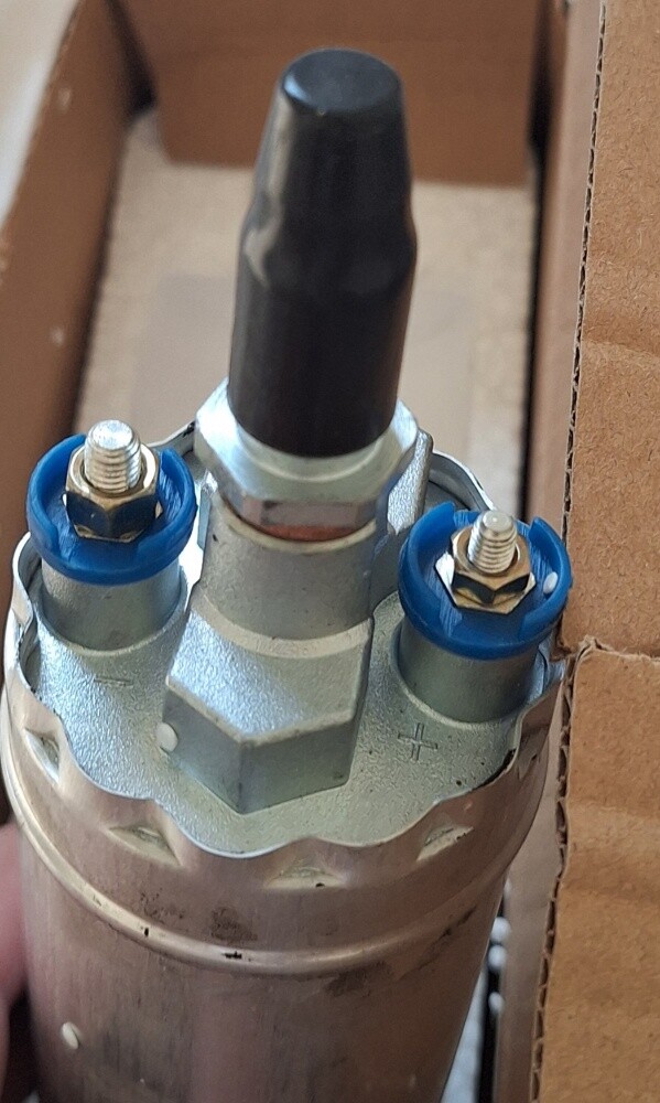 fuel pump URO new - 2