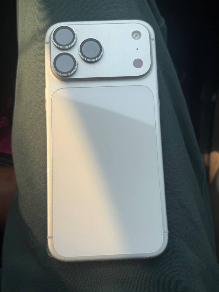 ايفون ١٧ برو ماكس ٢٥٦ قيقا - 1