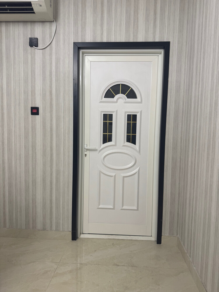 Glass & Aluminum Shope Qatar  - 1