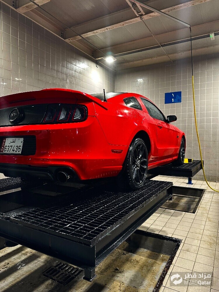 2014 MustangV6 km 125,000 NewIstima - 1