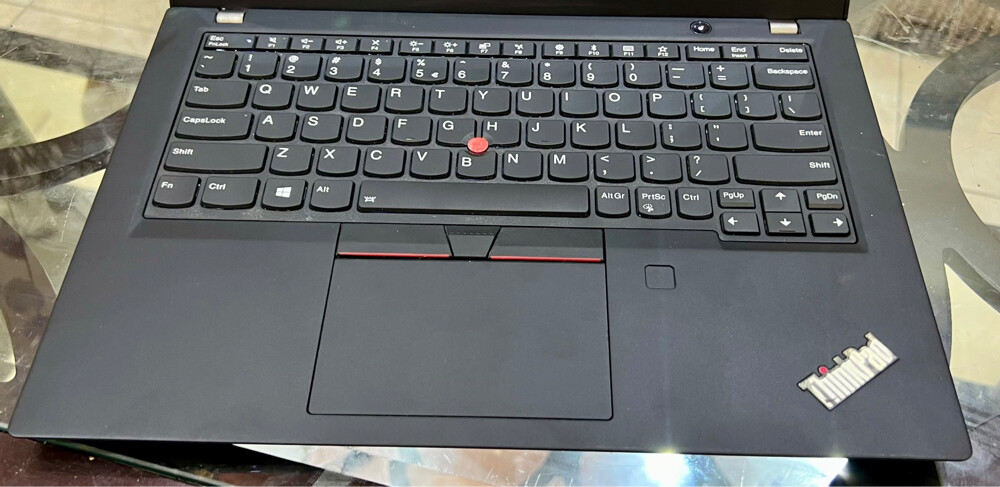 Lenovo.8th Generation original  - 5