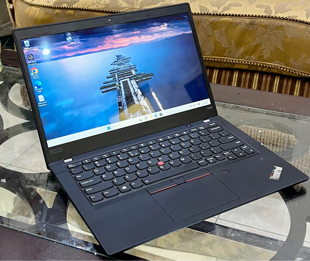 Lenovo.8th Generation original  - 3