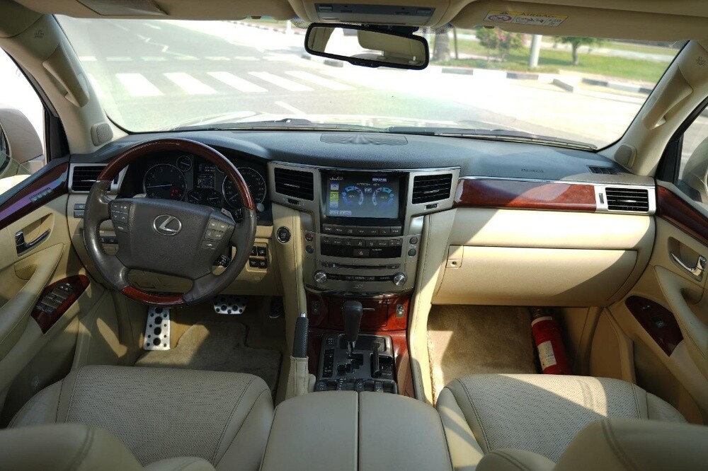 lexus lx 570 s - 7
