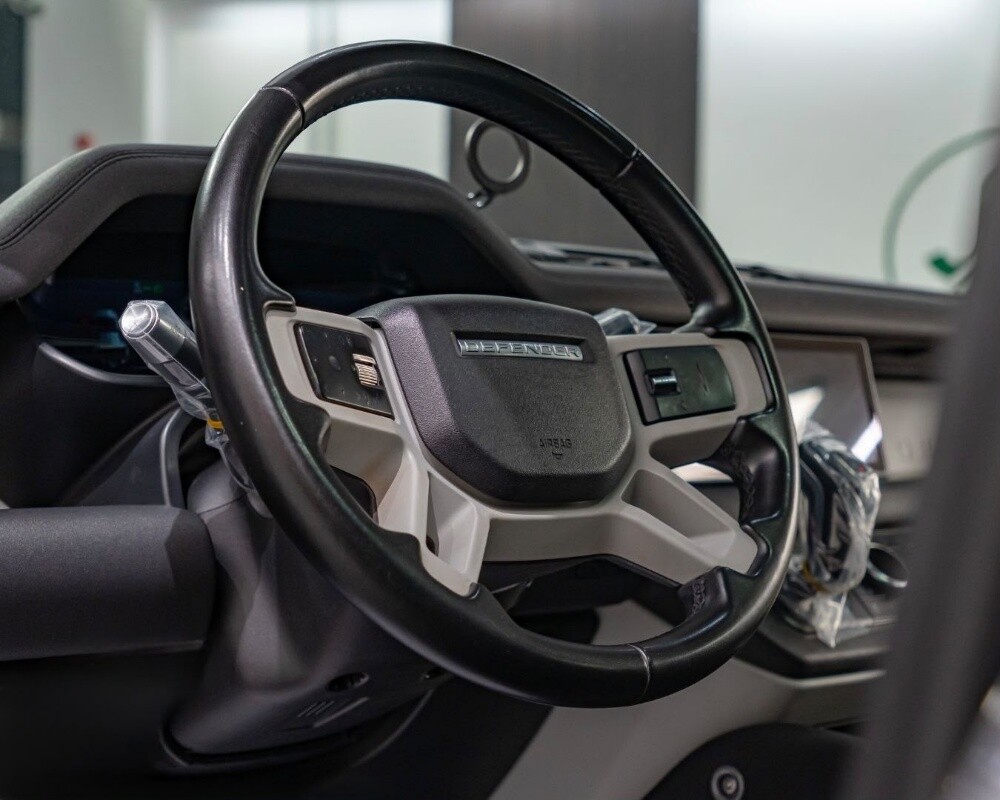 land rover defender 110 se - 5