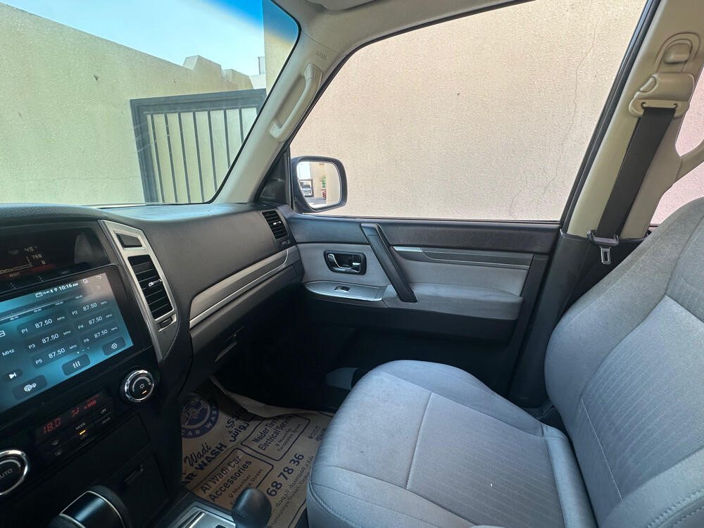 Pajero for sale in good condition - 13