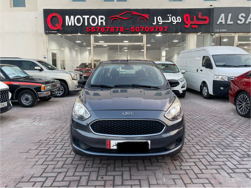 فورد فيجو - 2021 رمادي  - 2