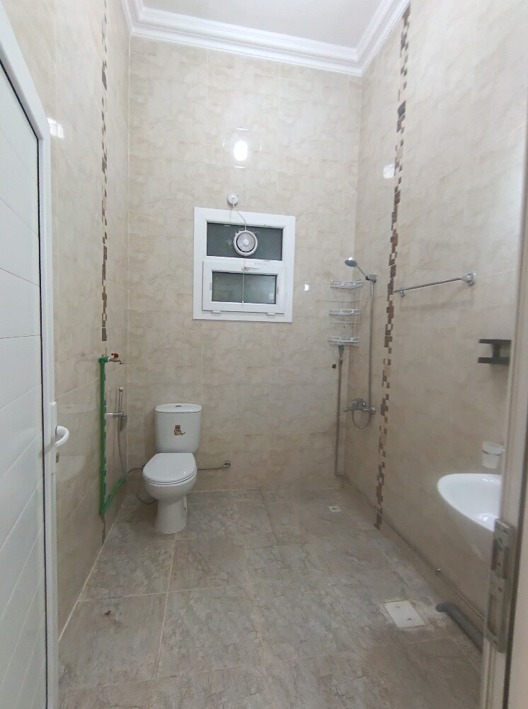 للايجار بعين خالد غرفه حمام مطبخ - 2