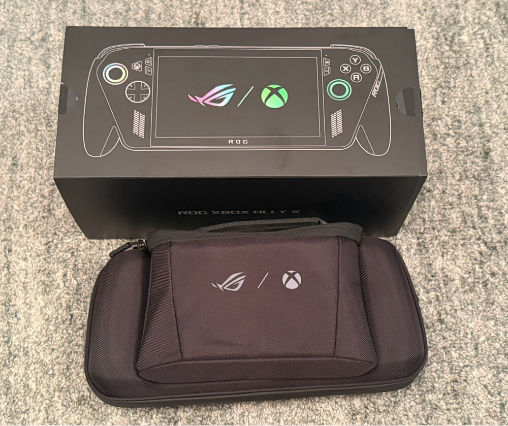 ROG Xbox Ally X + Official 2-in-1 P - 4