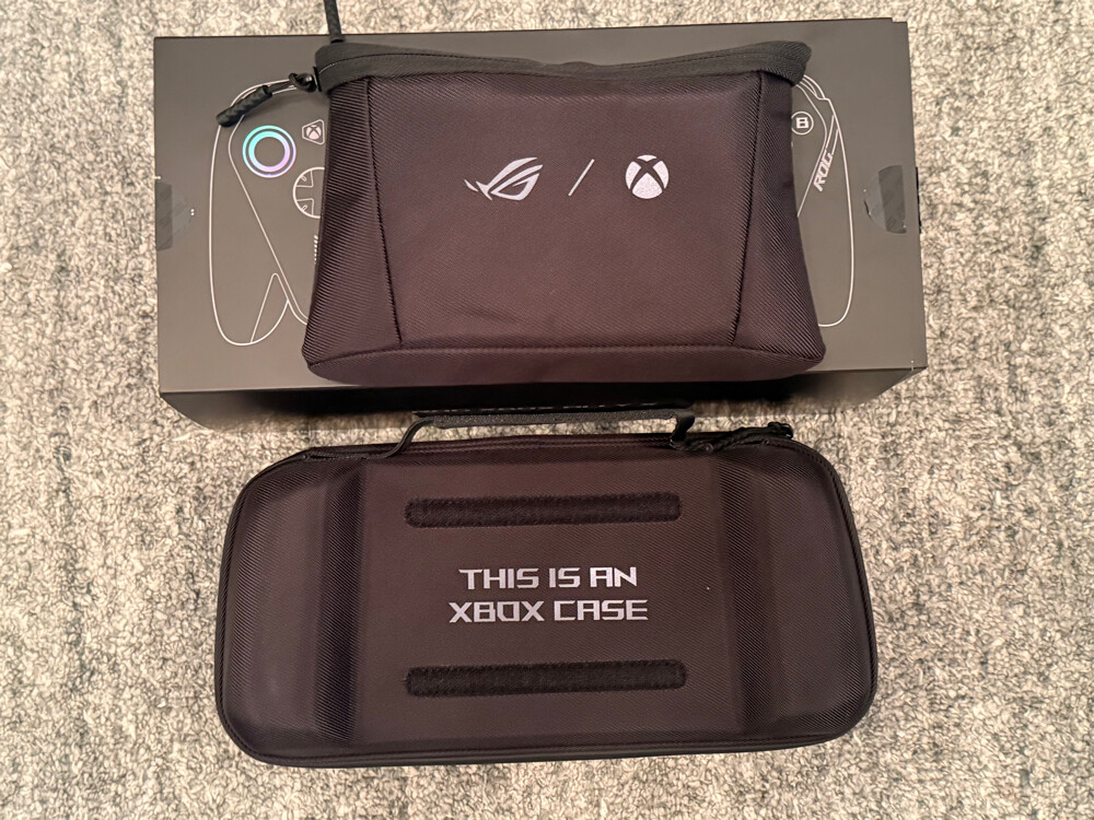 ROG Xbox Ally X + Official 2-in-1 P - 2
