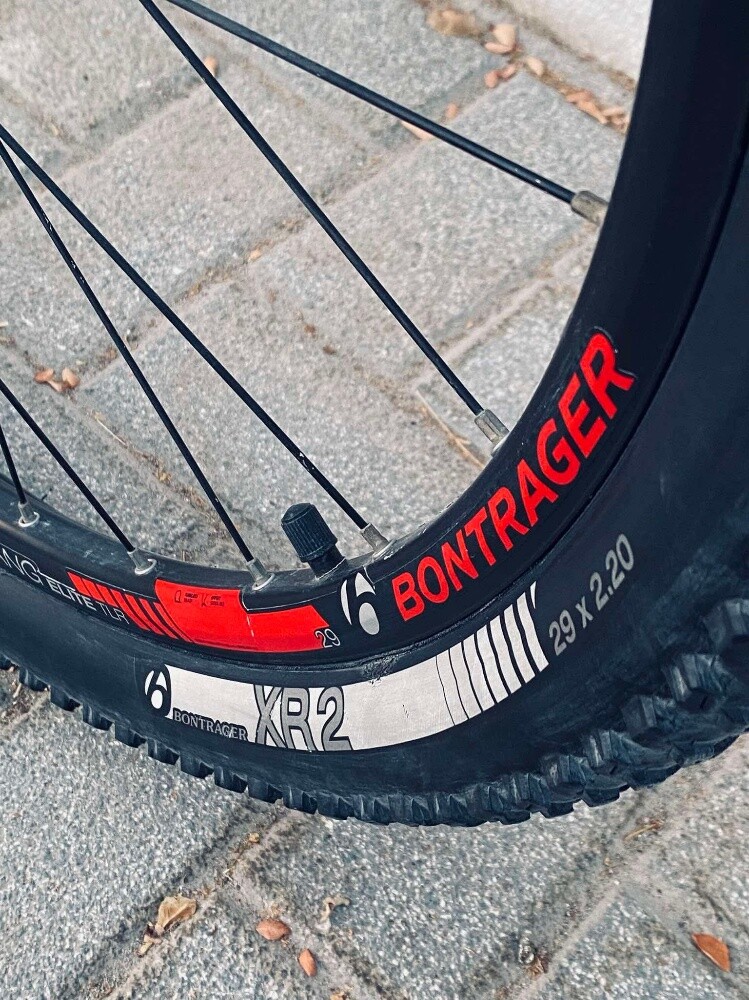 RUSH SALE - TREK X-CALIBER 8 - 10