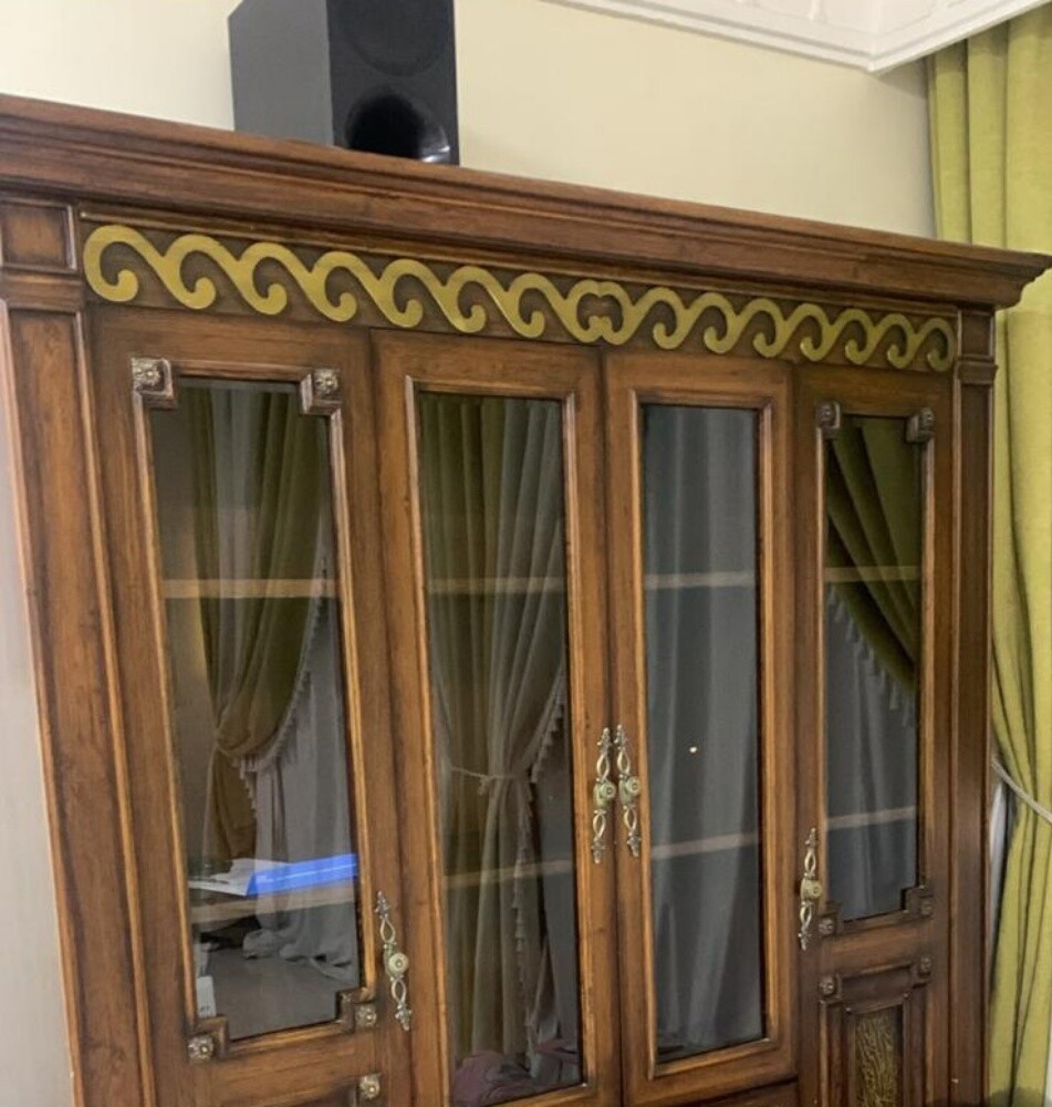 cabinet - 1