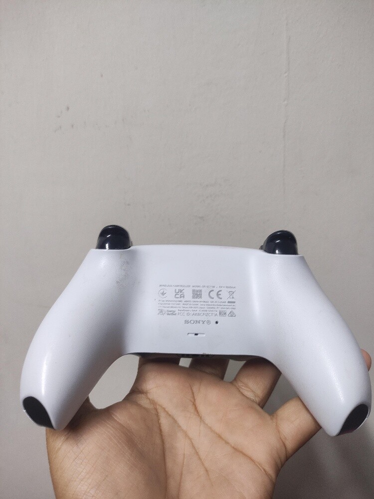 PLAYSTATION 5 Original Controller - 2