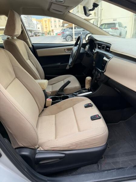 TOYOTA COROLLA GLI 2015 - 9