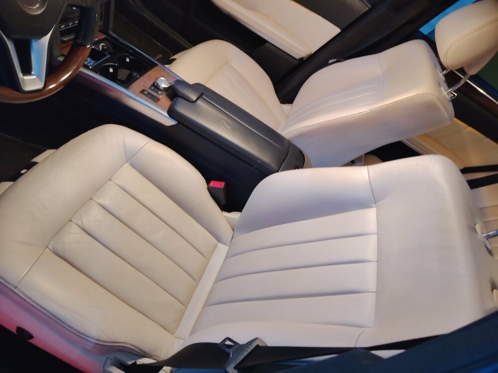 Mercedes Benz E300 - 6
