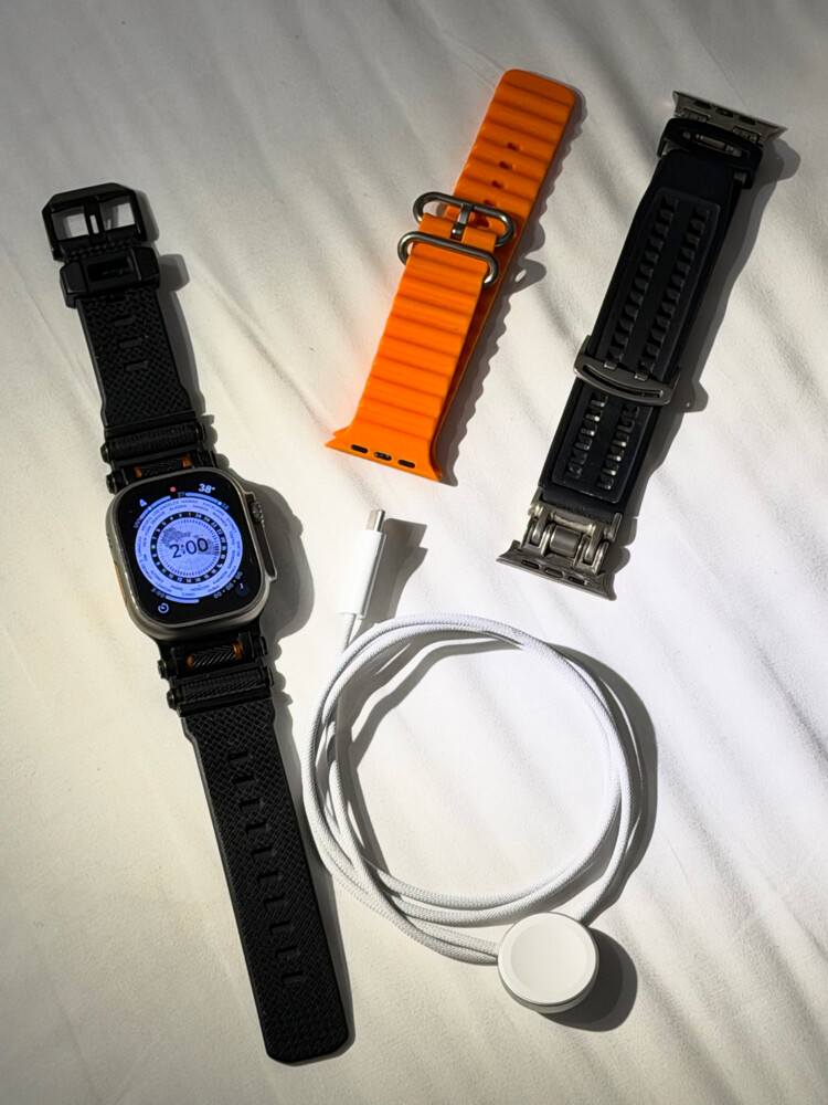 APPLE WATCH ULTRA 1 - 2