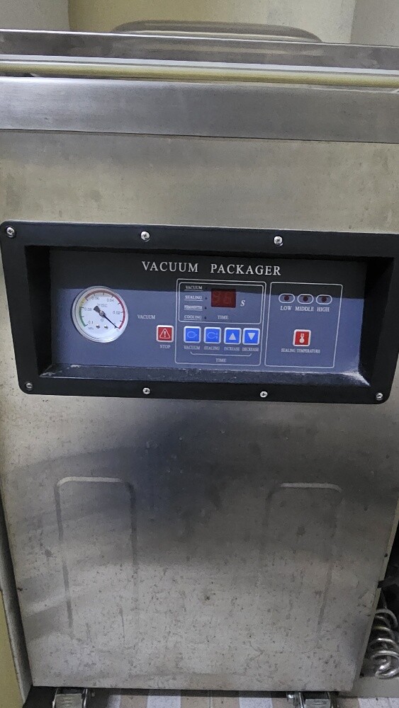 VACUUM PACKAGING MACHINE FOR SALE - 3