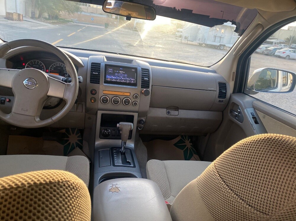 نيسان باثفايندار 2010 - 6