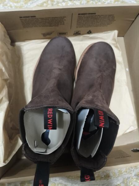 RED WING SHOES - 10