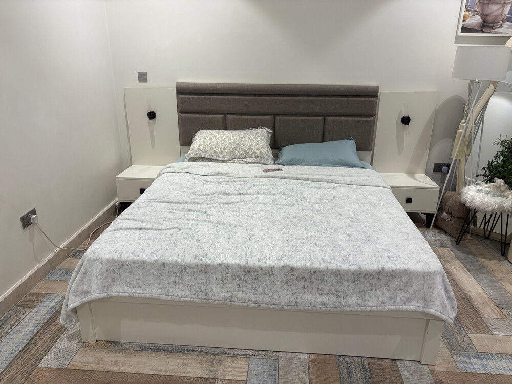 bed room for sale - 1