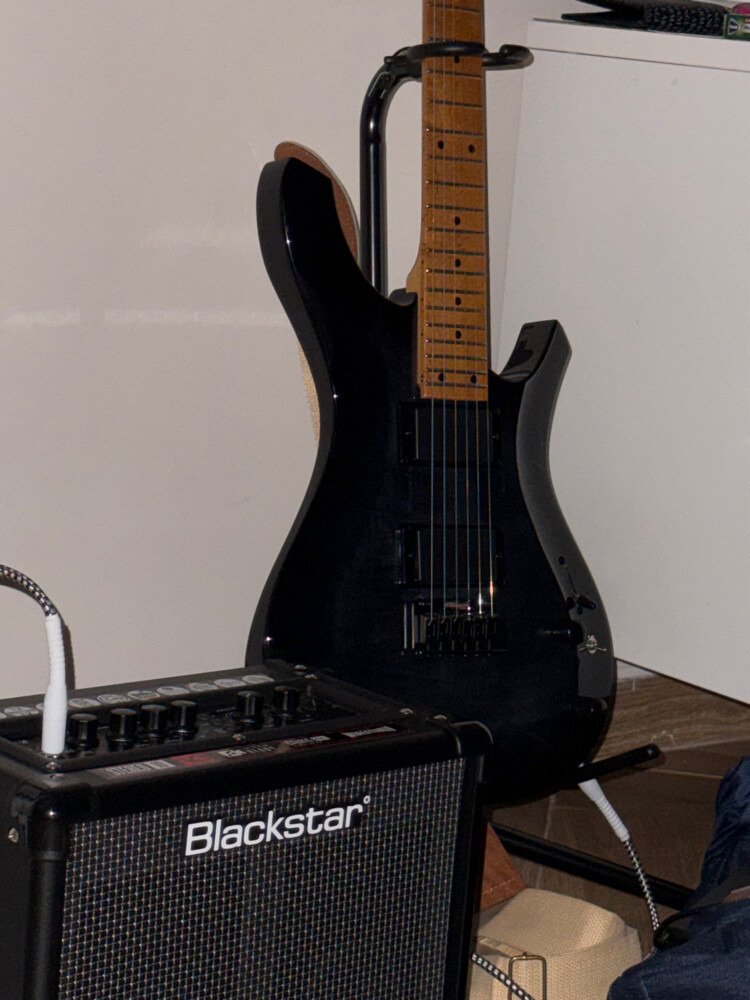 electric guitar - 2
