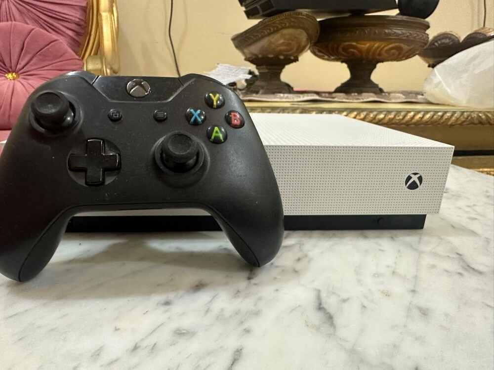 xbox one s - 1