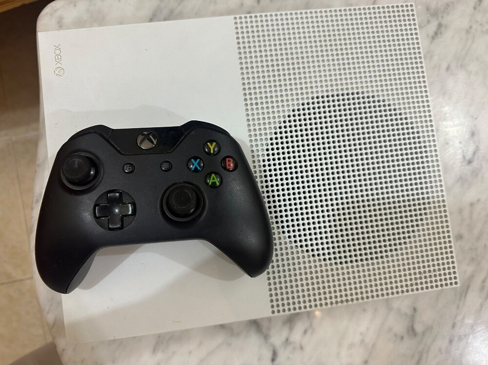 xbox one s - 2