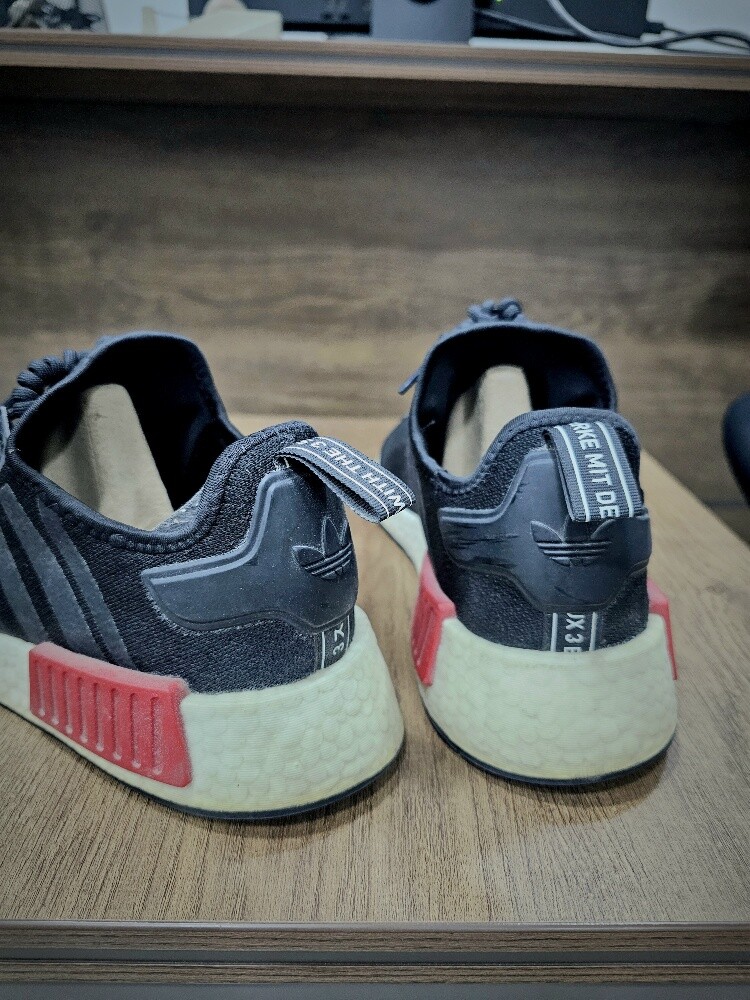 NMD_R1 Adidas - 2