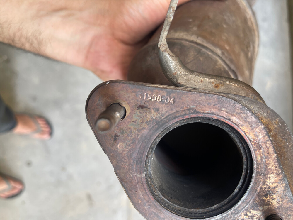Genuine GM Catalytic Converter - 2