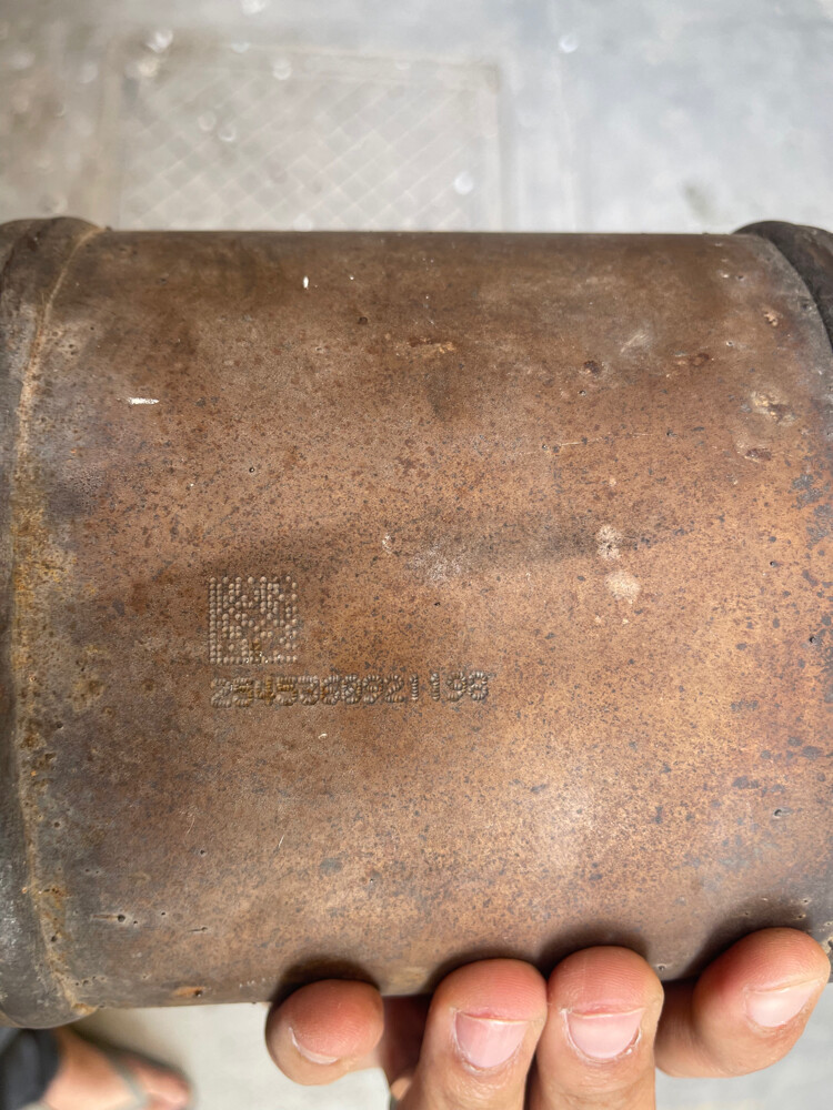 Genuine GM Catalytic Converter - 7