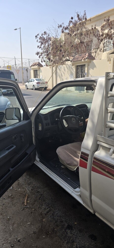 نيسان بيك اب - 7